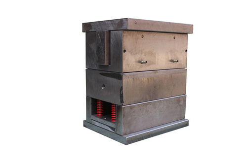 广东塑胶模具加工恭请合作